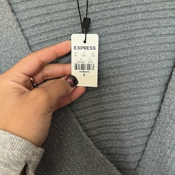 NWT Express Sweater‎ - Picture 4 of 4
